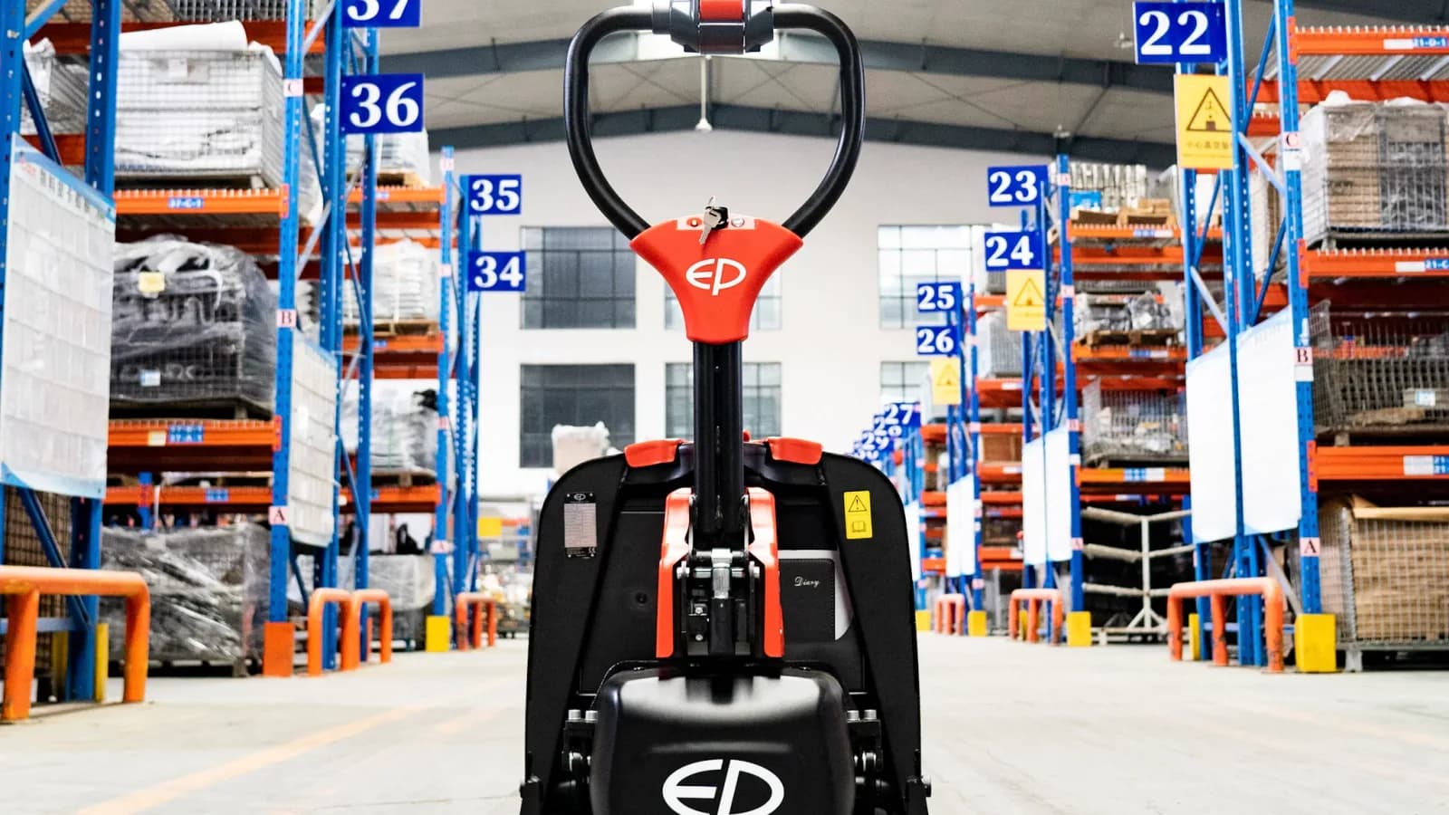 Capa do artigo: Financiamento de empilhadeiras pelo BNDES Finame